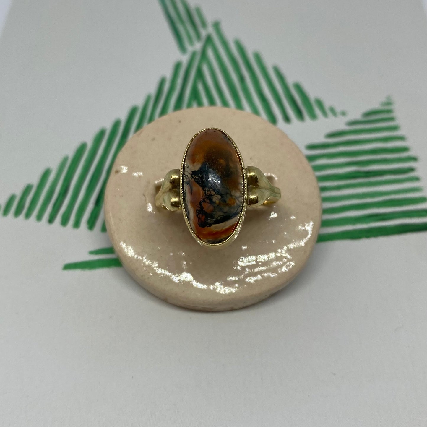 14 carat gold agate ring