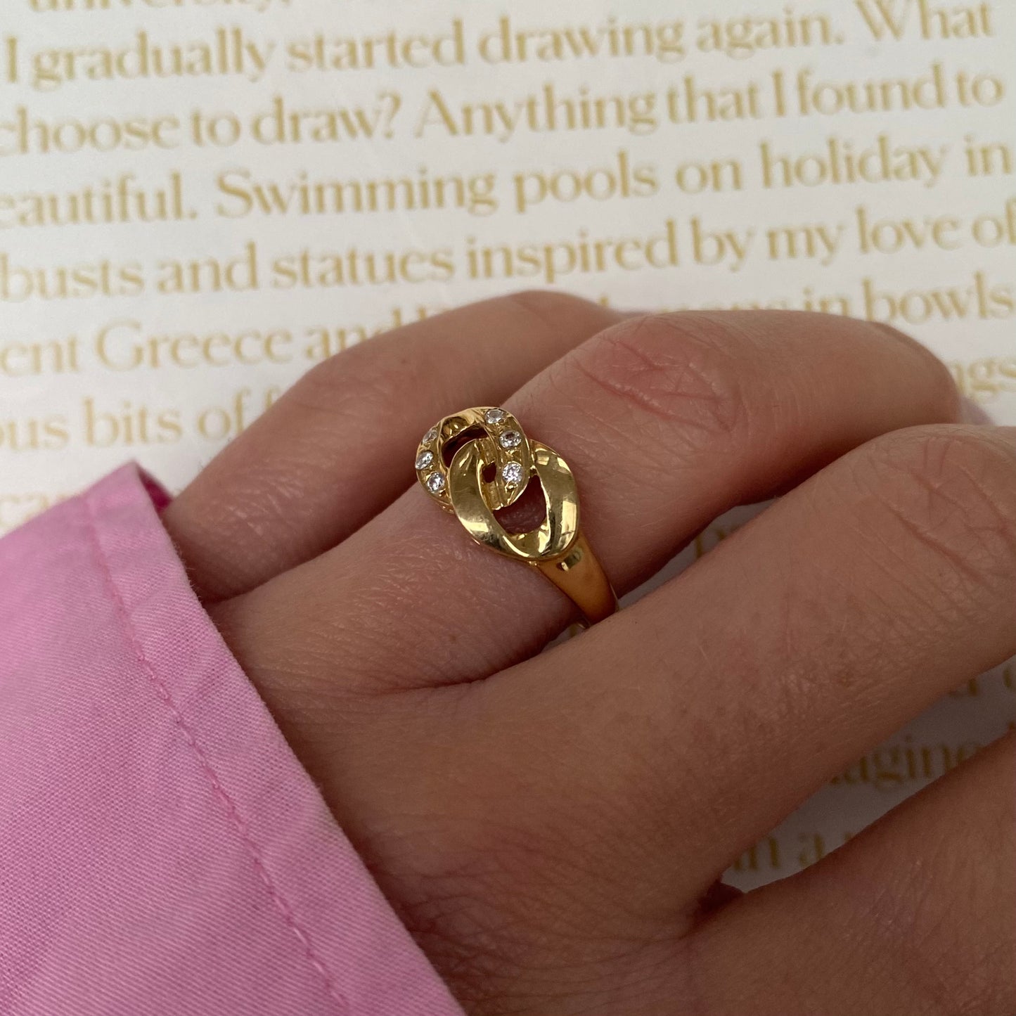 18 carat gold diamond chain ring