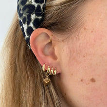 Load image into Gallery viewer, 18 carat gold chuncky hoops earrings
