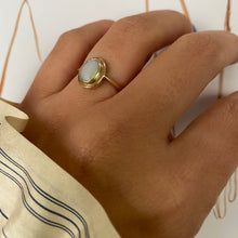 Load image into Gallery viewer, 9 carat gold single opal ring
